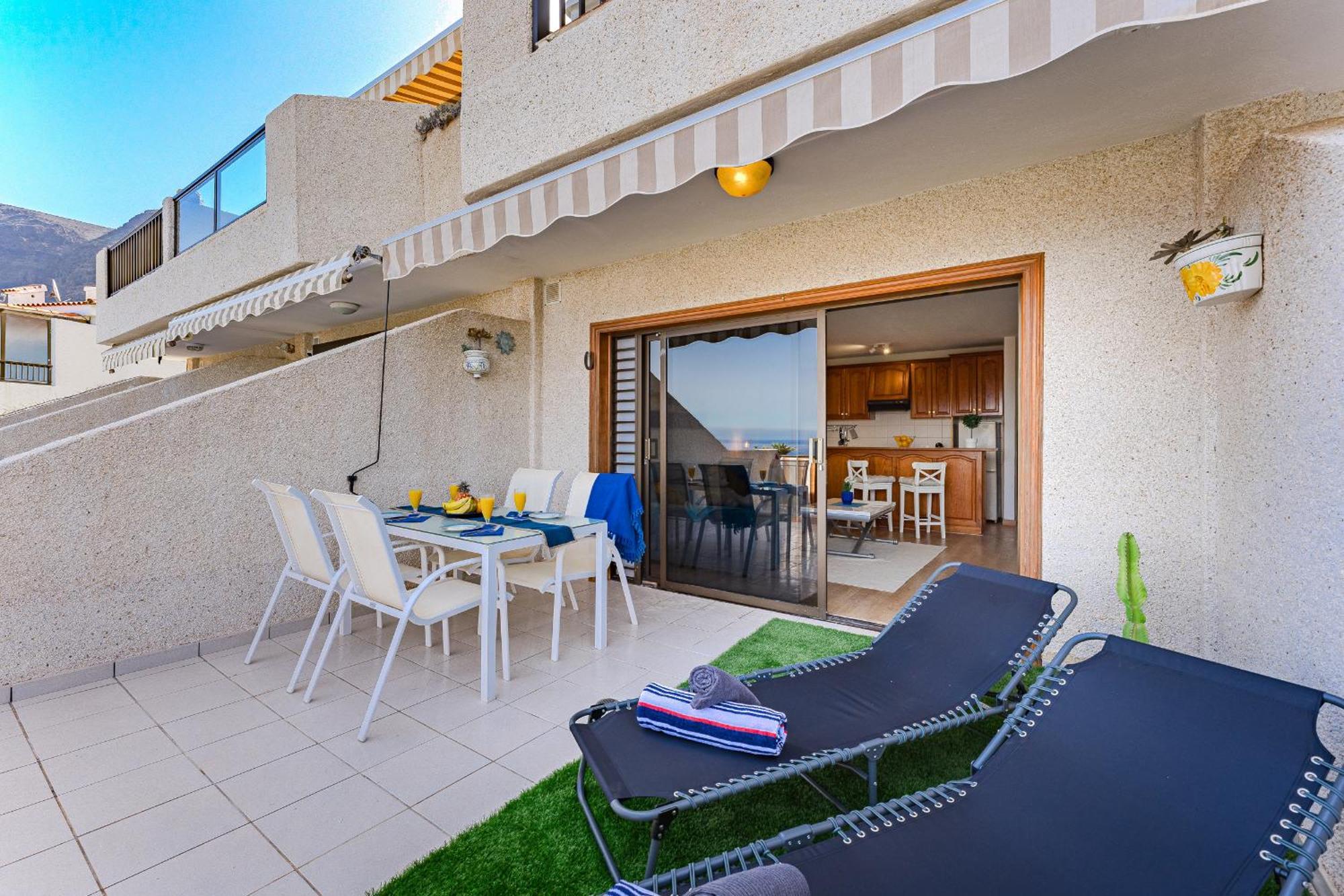 Sea View Apartment Deja Blue - Los Gigantes Puerto de Santiago  Bagian luar foto